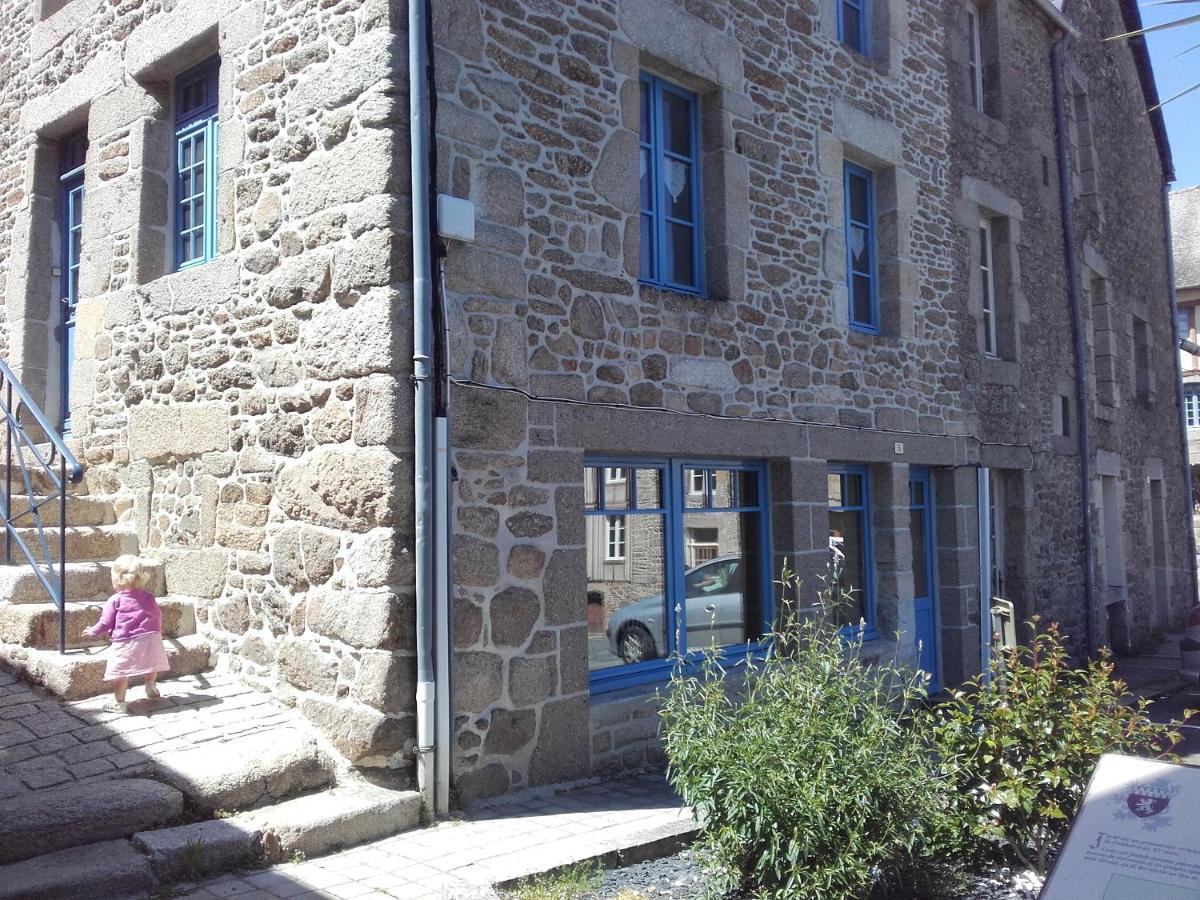 Gîte Charbonnerie Moncontour  Buitenkant foto